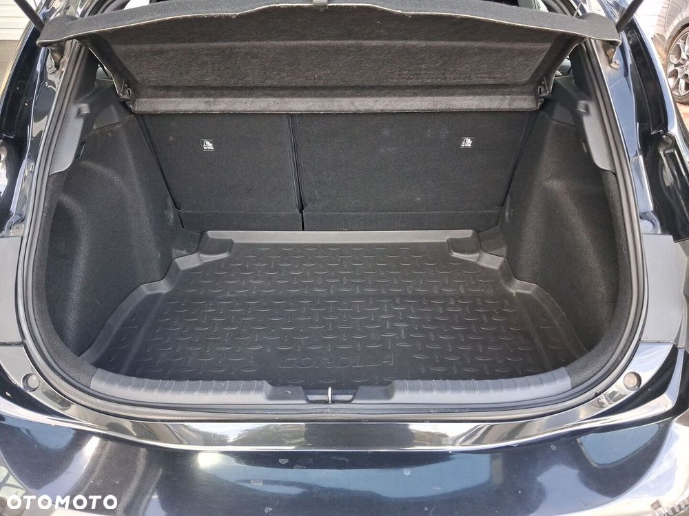 Toyota Corolla 1.2 T Active - 12
