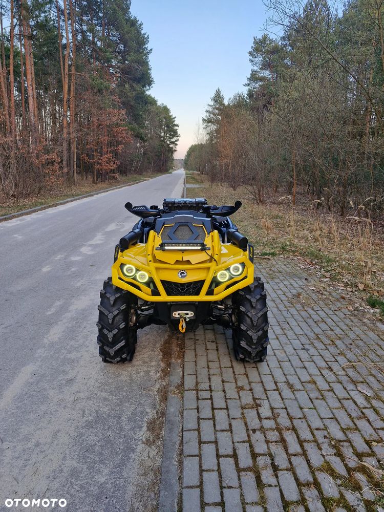 Can-Am Outlander - 2