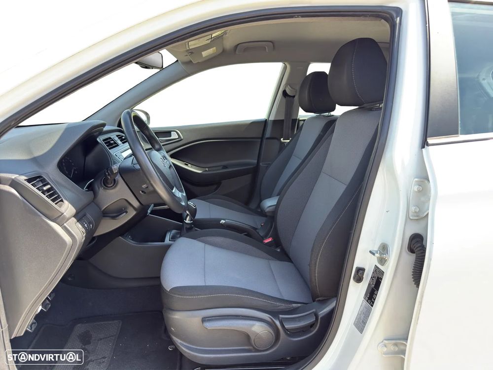 Hyundai i20 Active 1.0 T-GDi Comfort Navi - 12