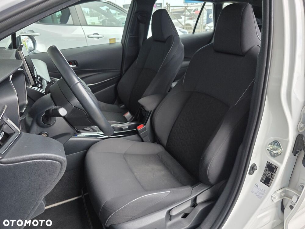 Toyota Corolla 1.8 Hybrid Comfort - 17
