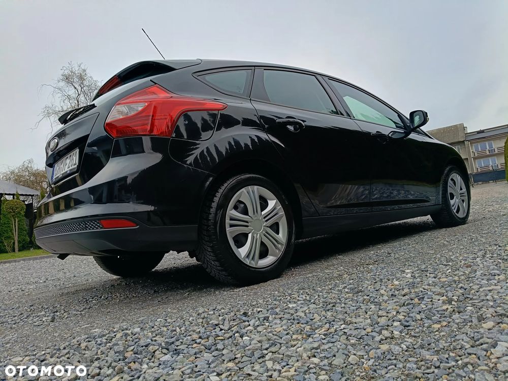 Ford Focus - 33