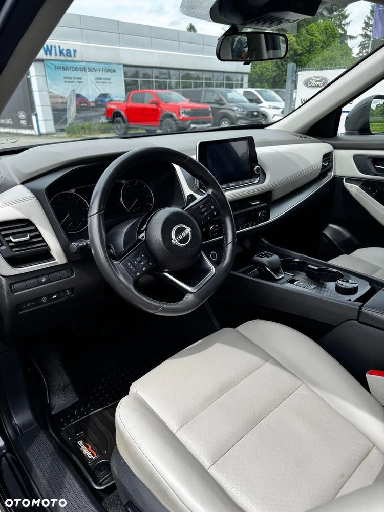 Nissan Rogue - 10