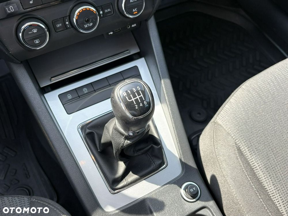 Skoda Octavia 1.4 TSI Ambition - 29