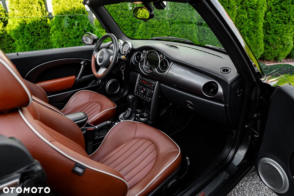 MINI Cooper Sidewalk - 26