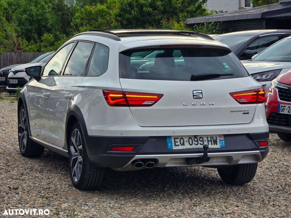 Seat Leon 2.0 TDI Start&Stop 4DRIVE DSG X-Perience - 11