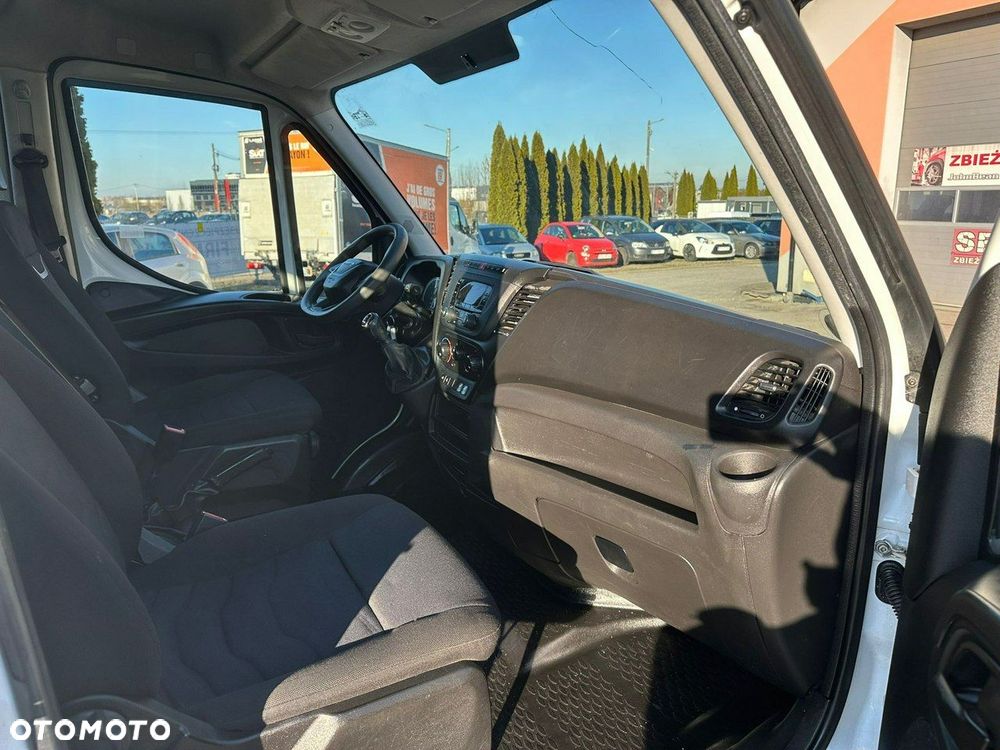 Iveco Daily 35C14 - 14