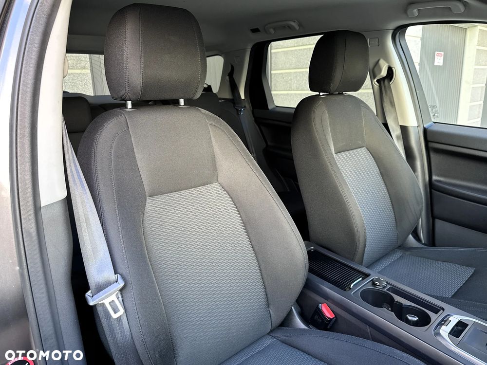 Land Rover Discovery Sport - 10