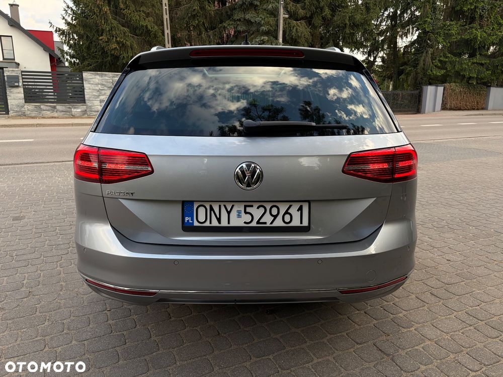 Volkswagen Passat 2.0 TDI SCR DSG Highline - 18