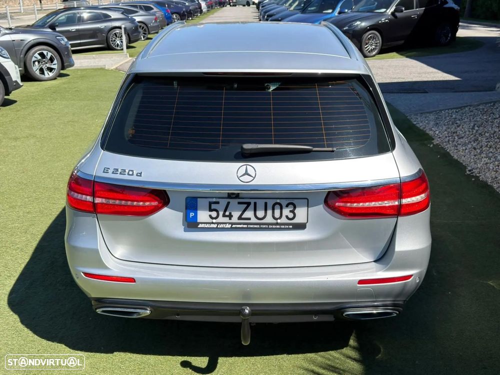 Mercedes-Benz E 220 d Avantgarde - 12