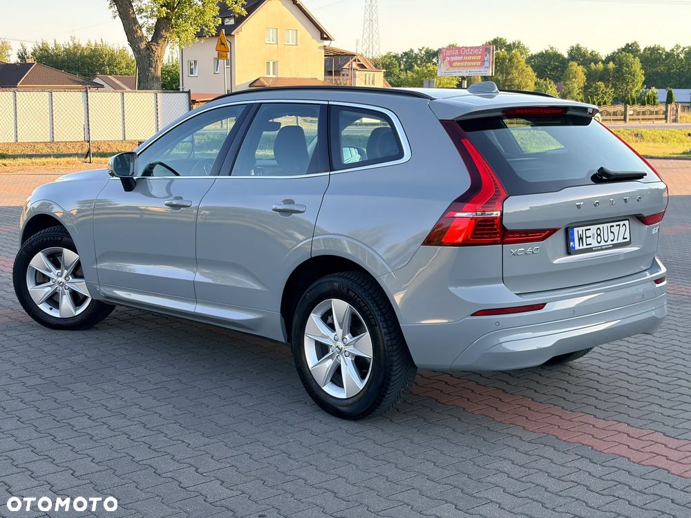 Volvo XC 60 B4 D AWD Core - 4