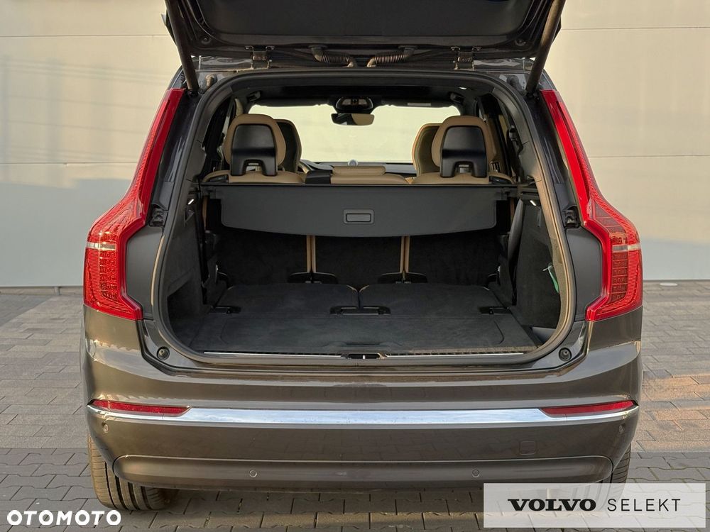 Volvo XC 90 - 38