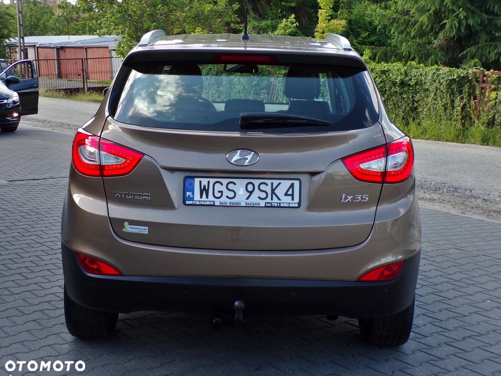 Hyundai ix35 1.6 2WD Fifa World Cup Edition - 9