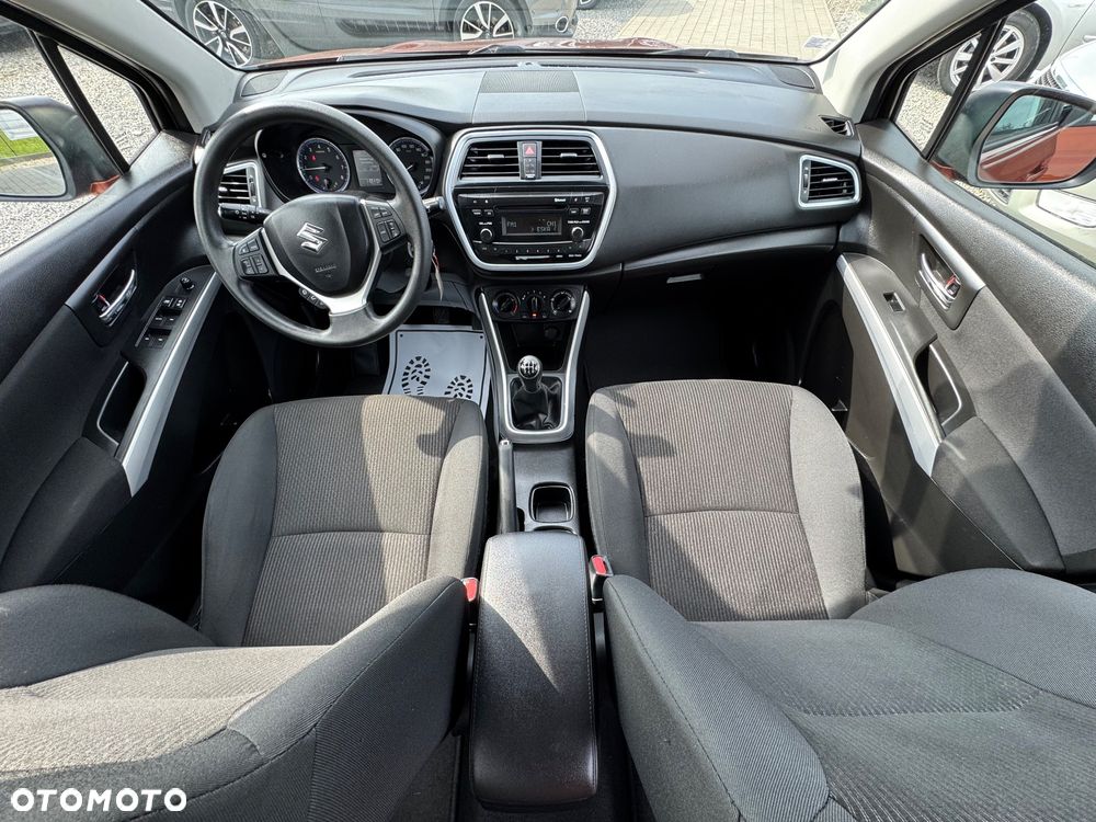 Suzuki SX4 S-Cross 1.0 T Comfort - 21