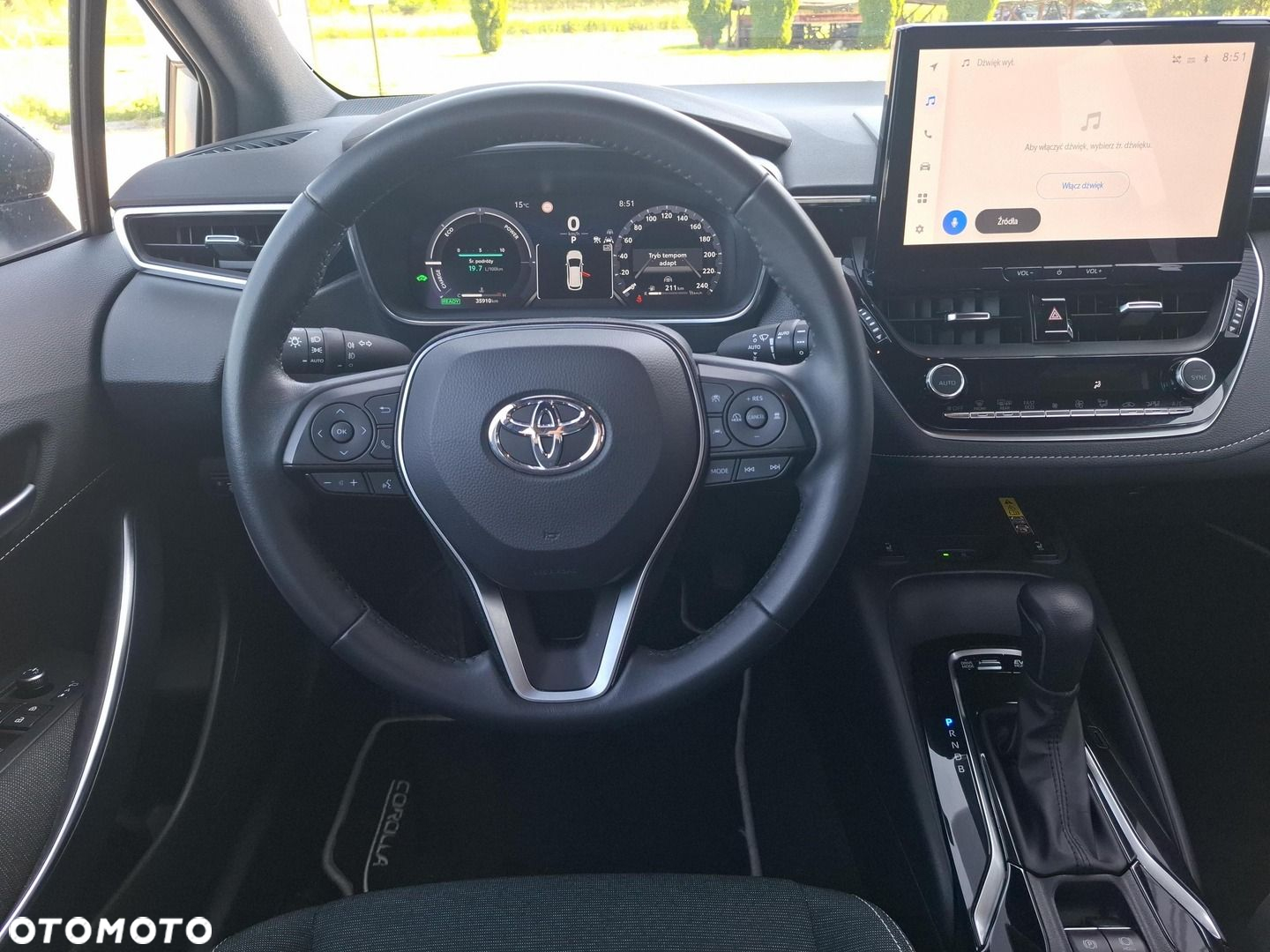 Toyota Corolla - 10