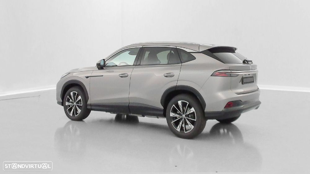 MG HS 1.5 T Luxury AT - 8