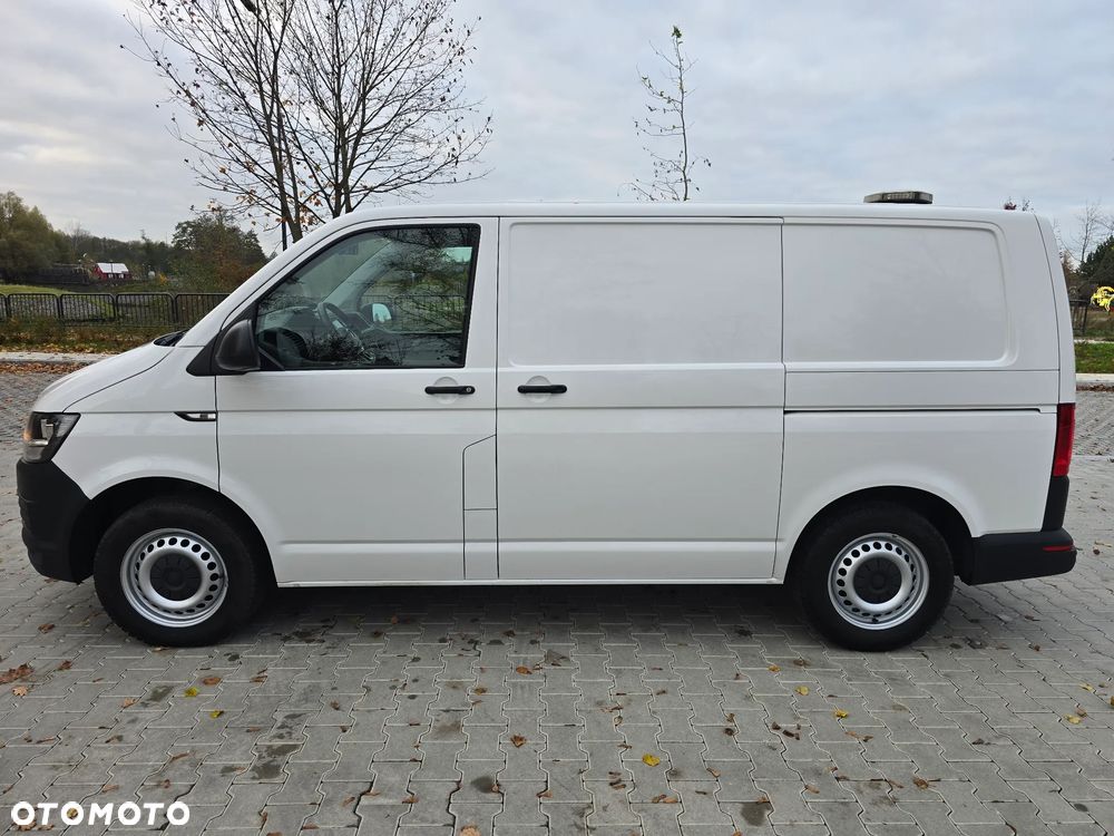 Volkswagen Transporter T6 - 6