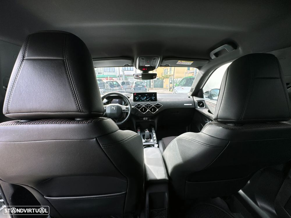 DS DS3 Crossback E-TENSE PERFORMANCE LINE - 23