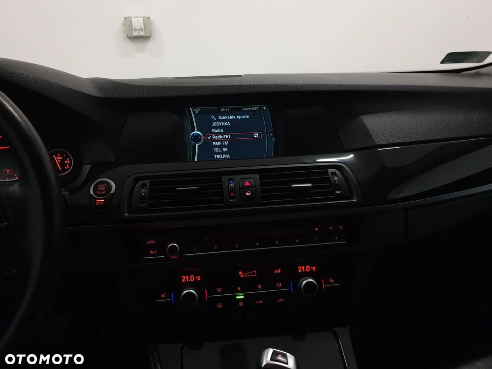 BMW Seria 5 520d Sport-Aut - 13
