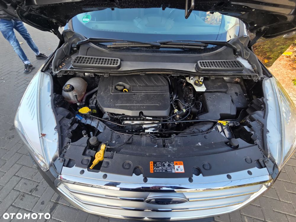 Ford Kuga 1.5 EcoBoost 2x4 Cool & Connect - 33
