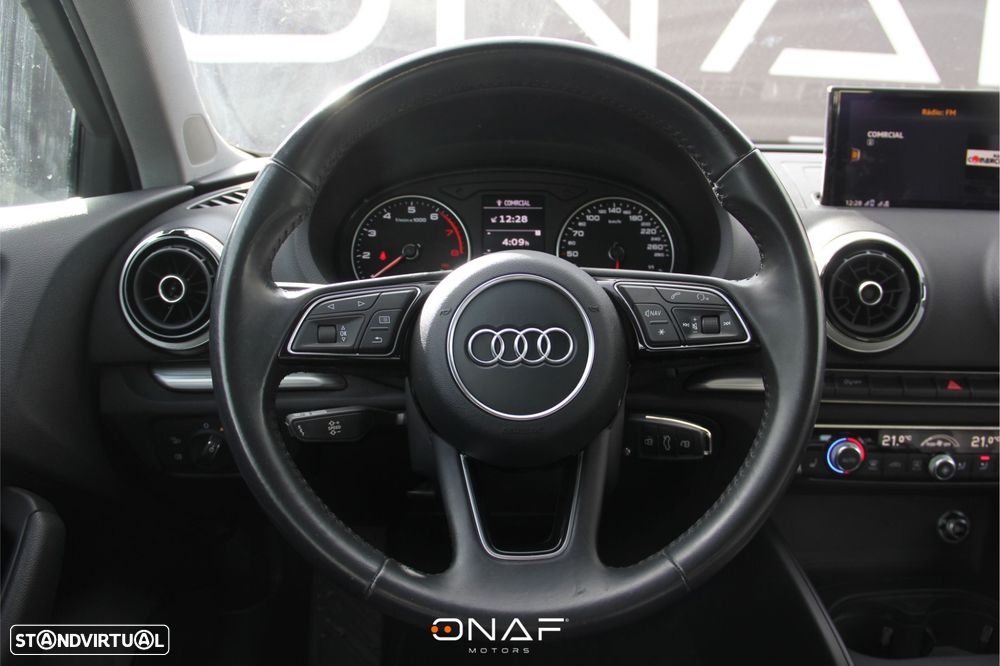 Audi A3 Sportback 30 TFSI Sport - 11