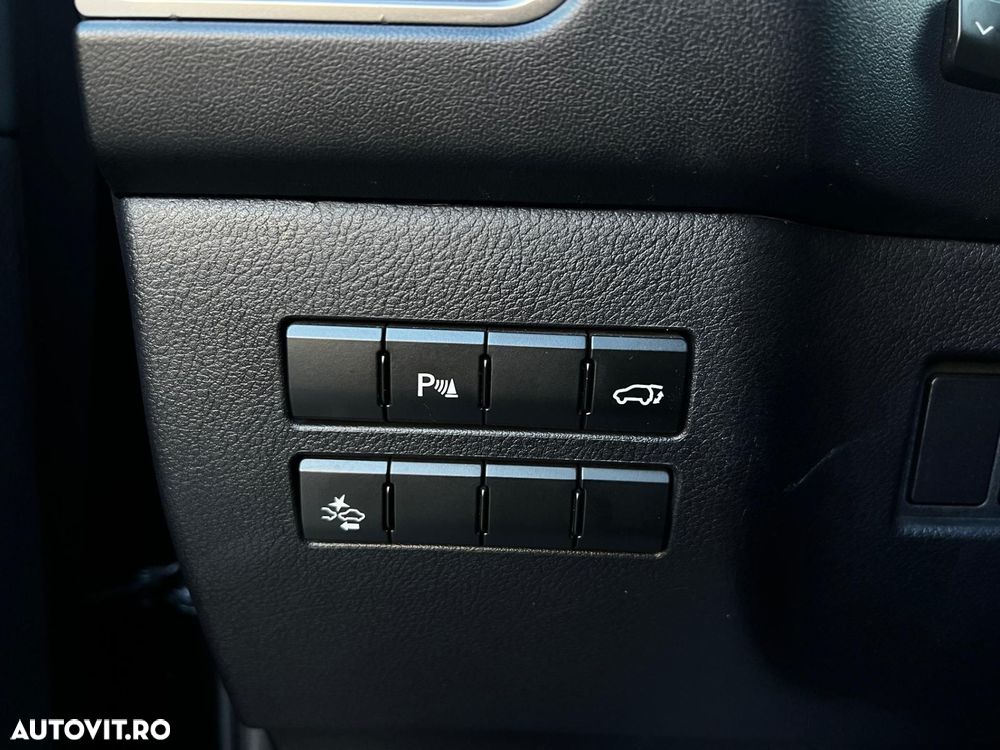 Lexus Seria NX - 27