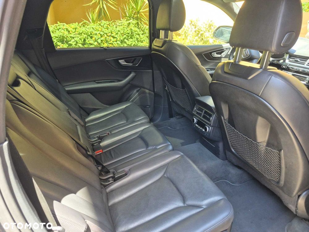 Audi Q7 - 5