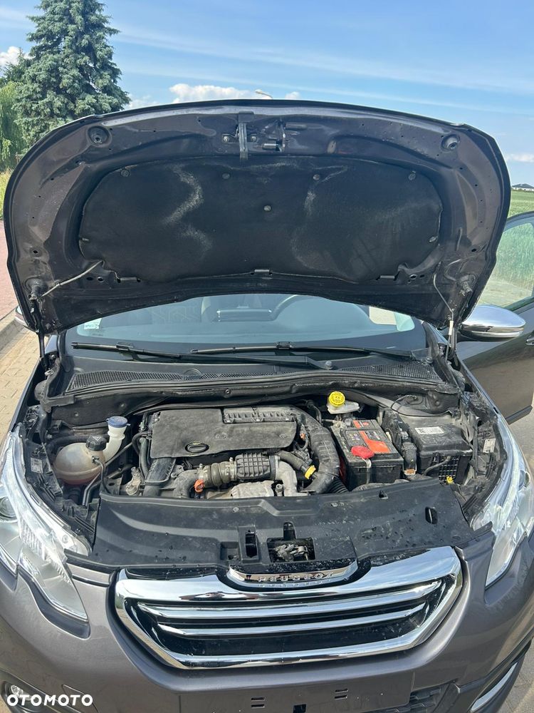 Peugeot 2008 1.6 BlueHDi Style - 15