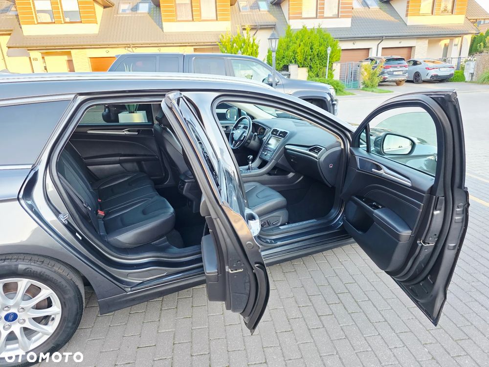 Ford Mondeo Turnier 1.6 TDCi ECOnetic Start-Stopp Titanium - 18