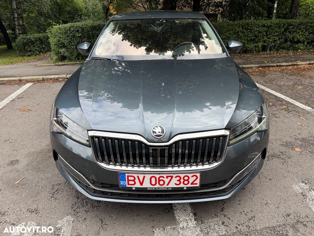 Skoda Superb 2.0 TDI DSG Ambition - 2