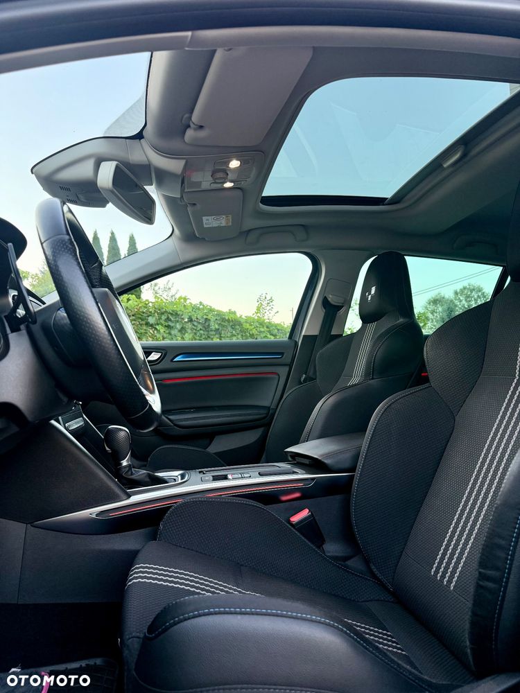 Renault Megane ENERGY TCe 205 EDC GT - 23