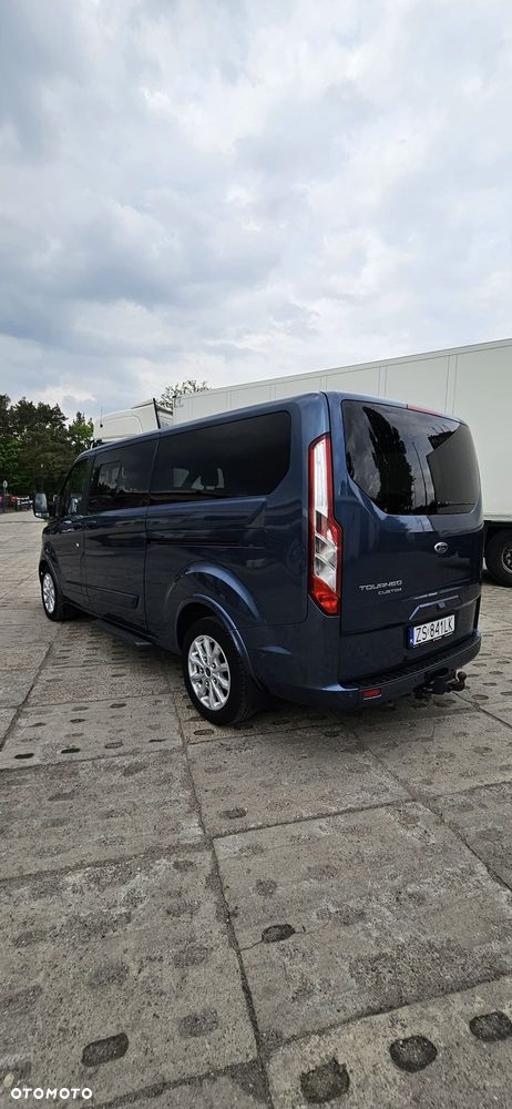 Ford Tourneo Custom - 3