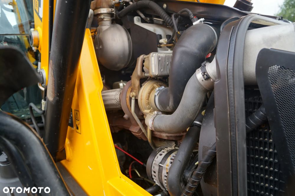 JCB 4CX - 29