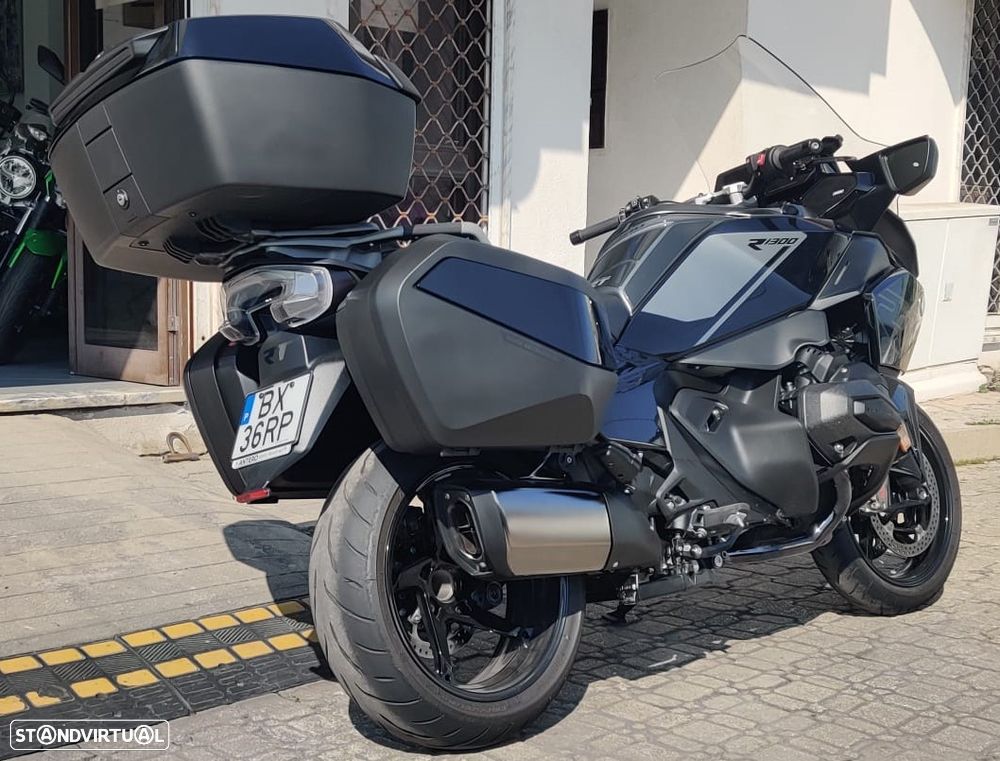 BMW R 1300 RT Triple Black - 8