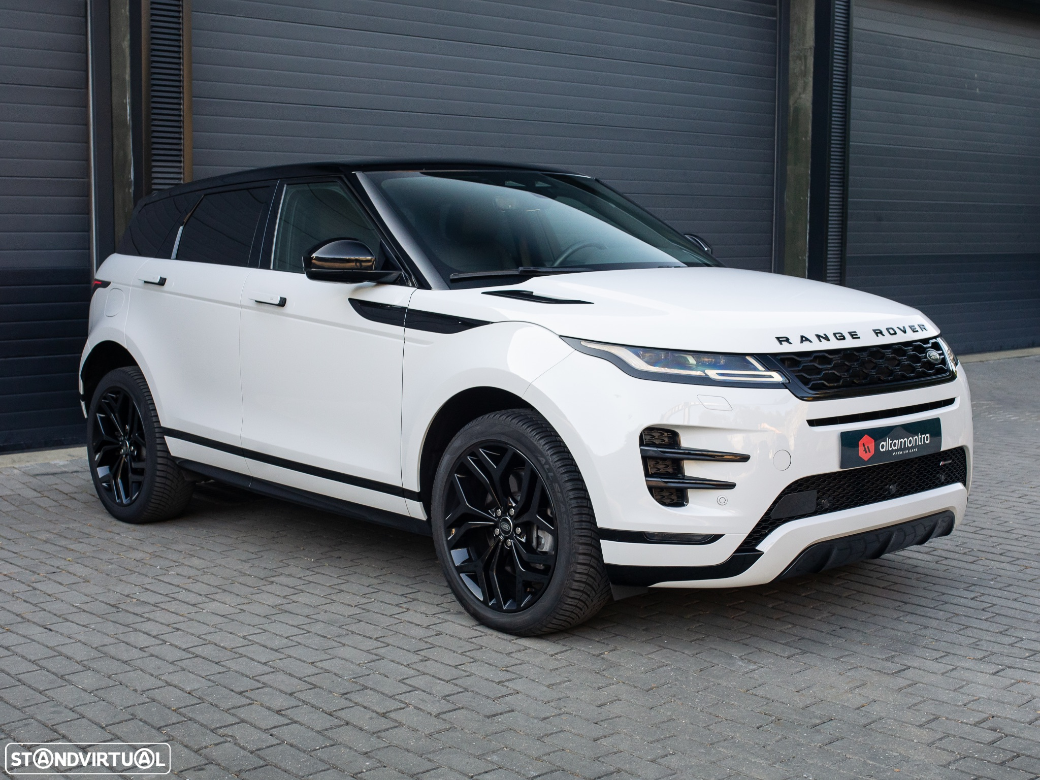 Land Rover Range Rover Evoque 1.5 P300e AWD R-Dynamic Auto - 2