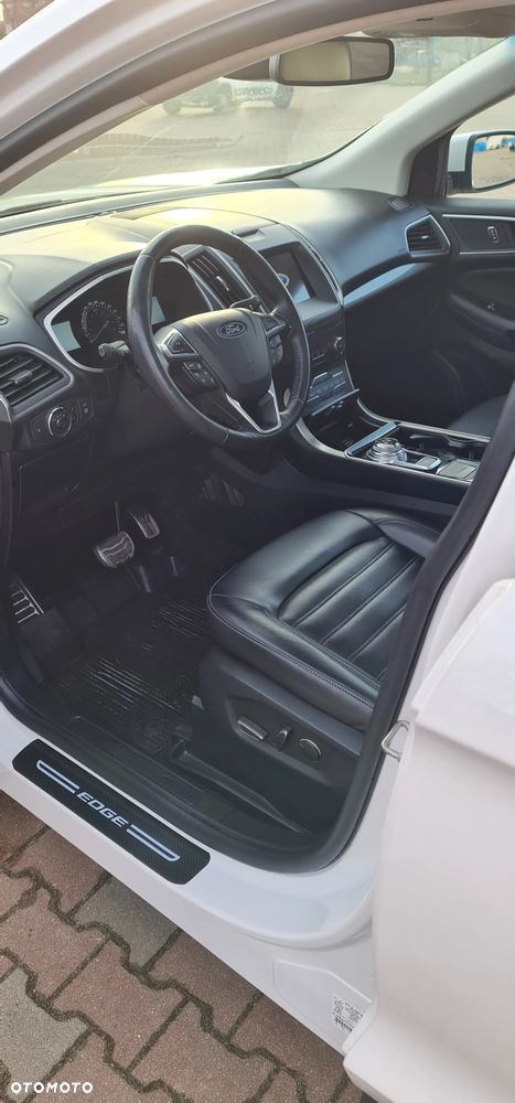 Ford Edge - 11