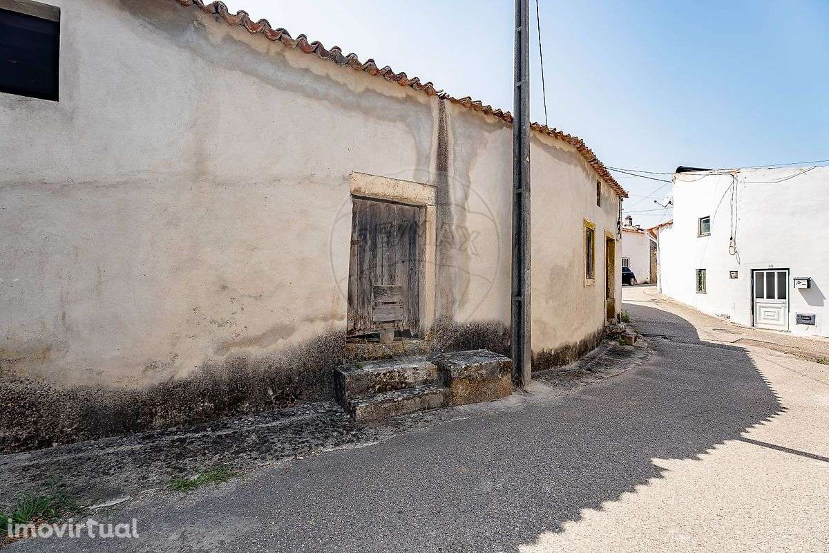 Moradia T2 para venda - Grande imagem: 2/6