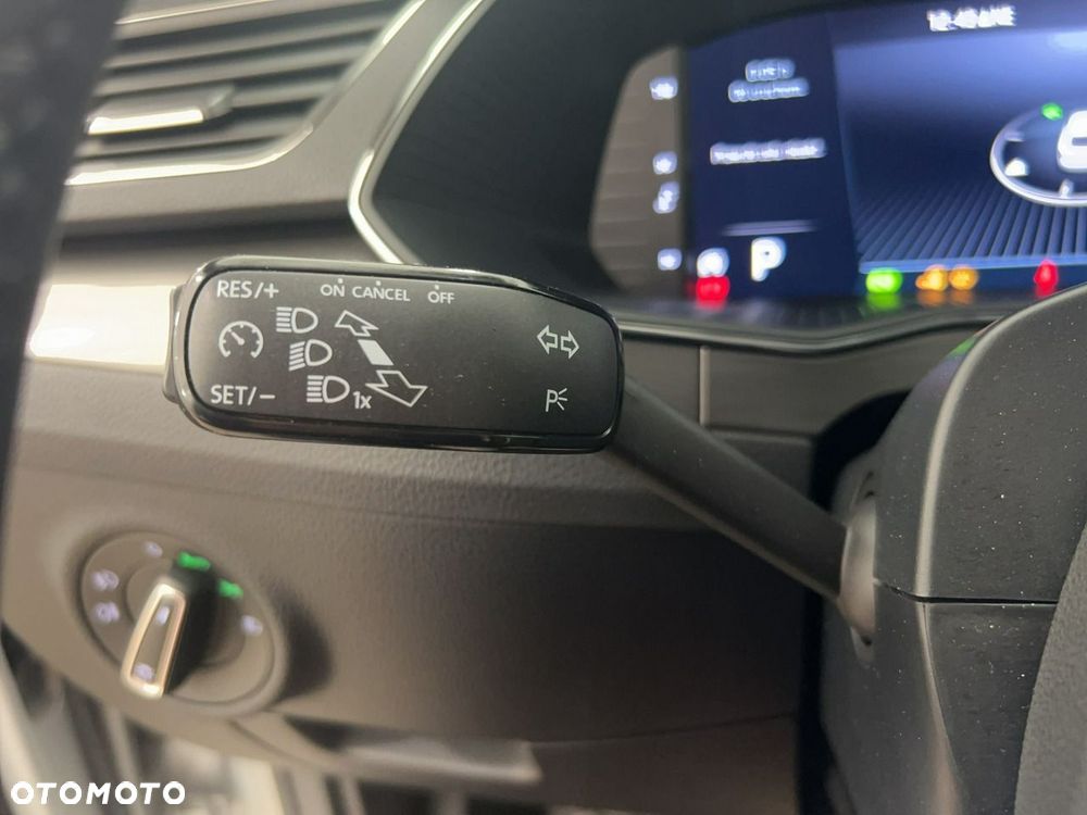 Skoda Superb 2.0 TDI SCR Style DSG - 25
