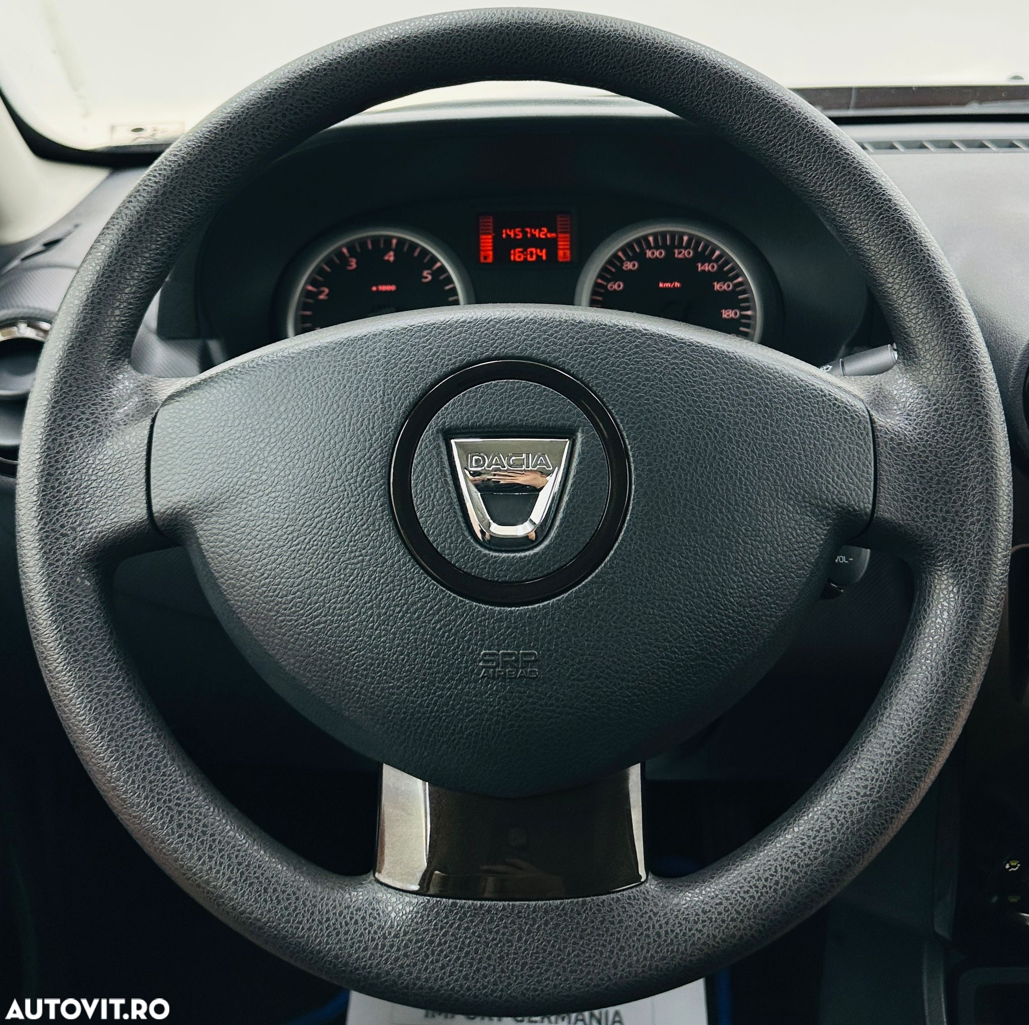 Dacia Duster - 33