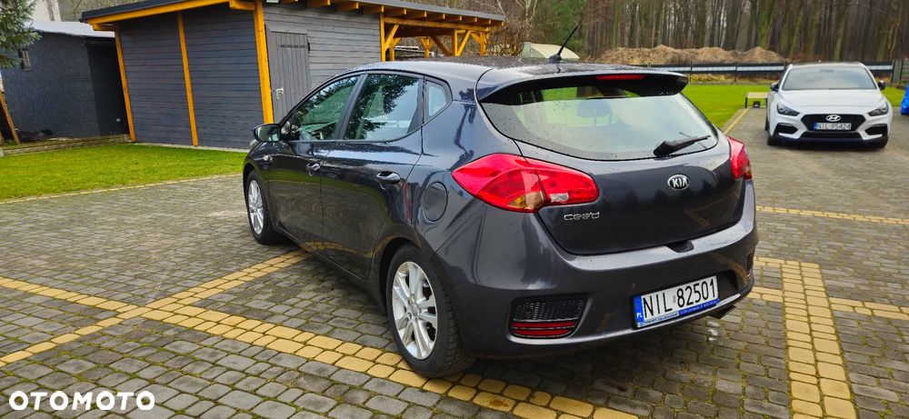 Kia Ceed 1.4 CVVT Dream Team Edition - 5