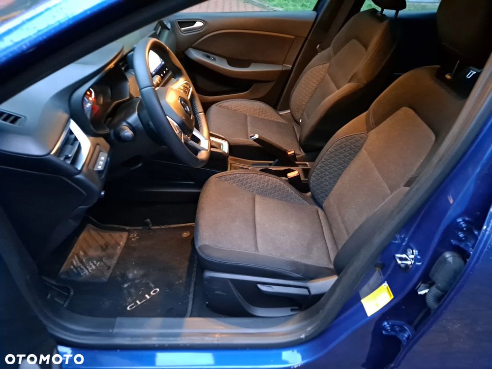 Renault Clio 1.6 E-TECH Equilibre - 10