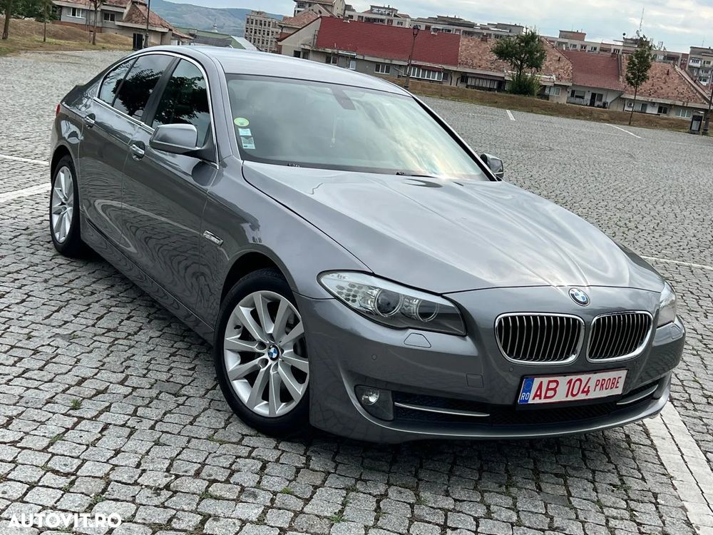 BMW Seria 5 525d xDrive AT - 4