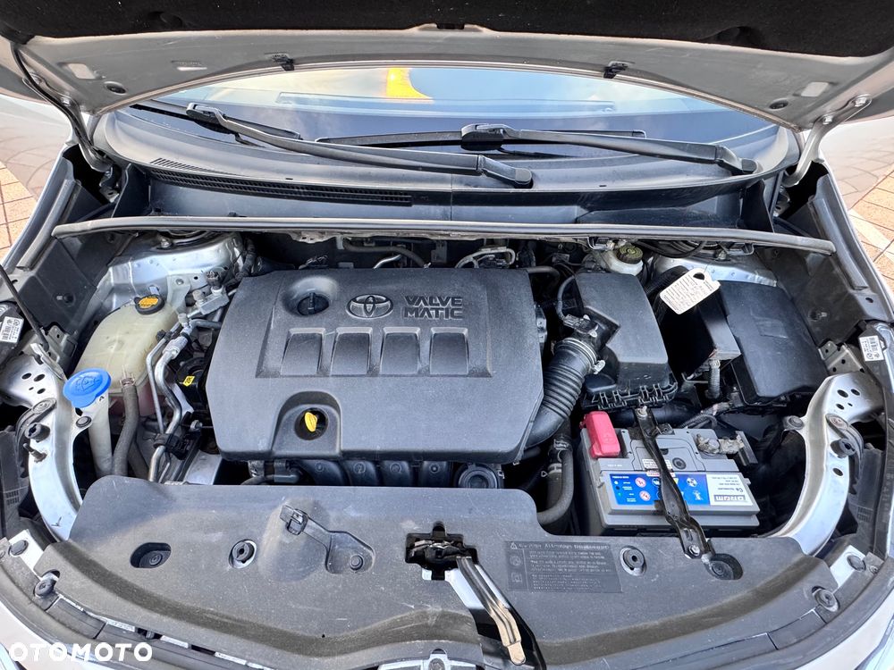 Toyota Verso 1.8 Premium - 5