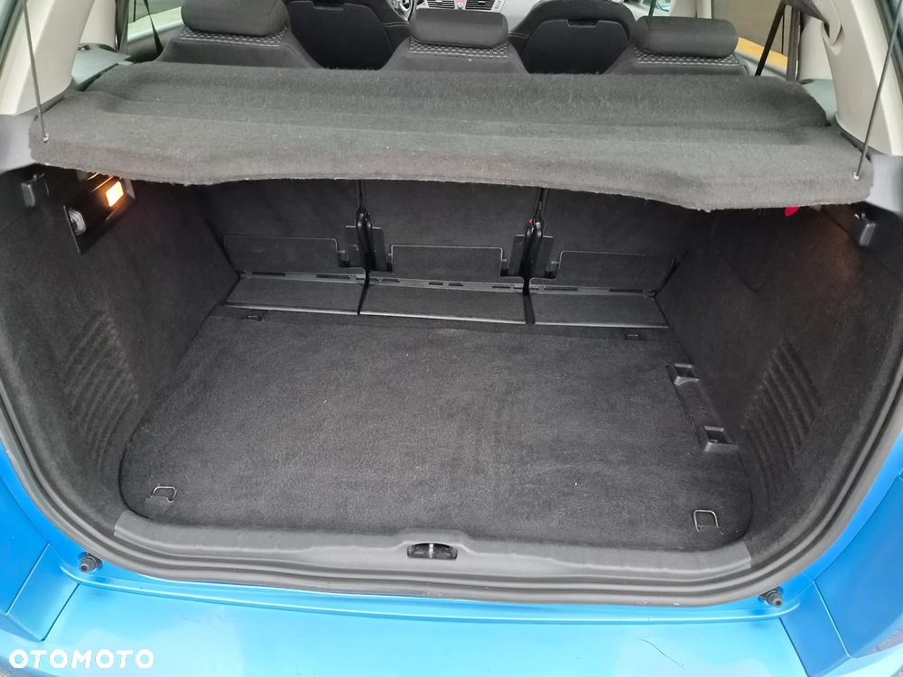 Citroën C4 Picasso - 11