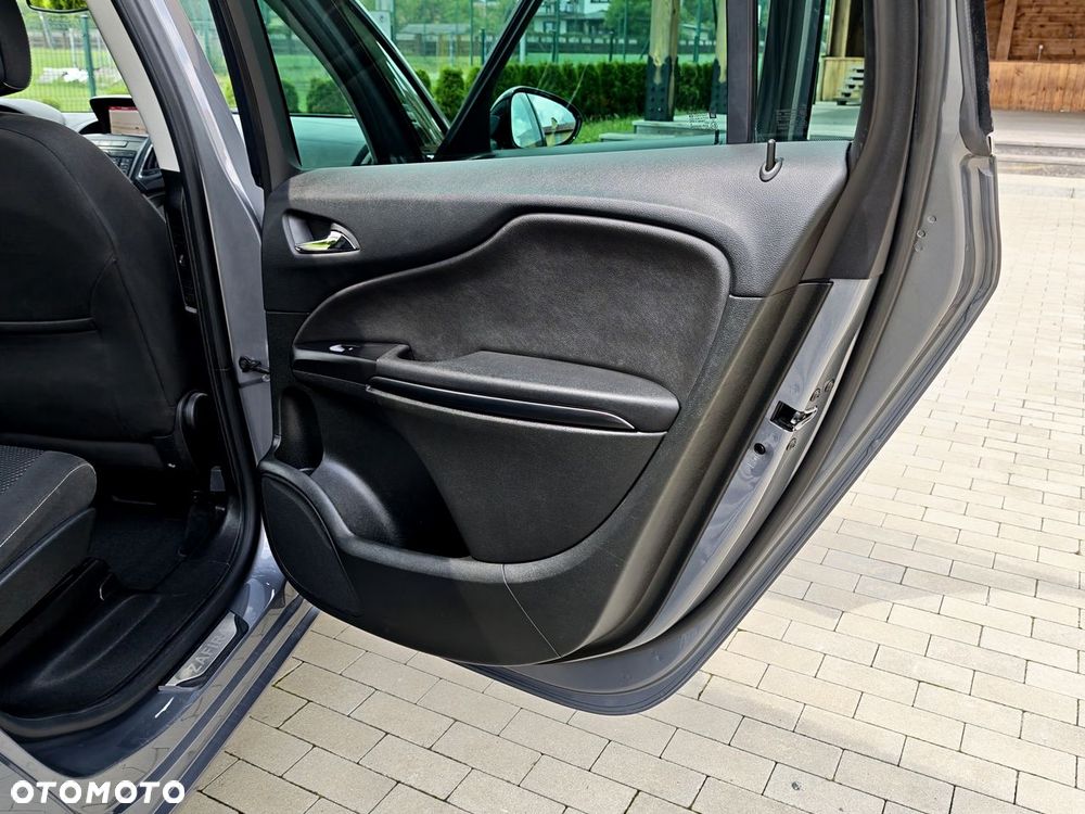 Opel Zafira 2.0 CDTI Cosmo S&S - 27