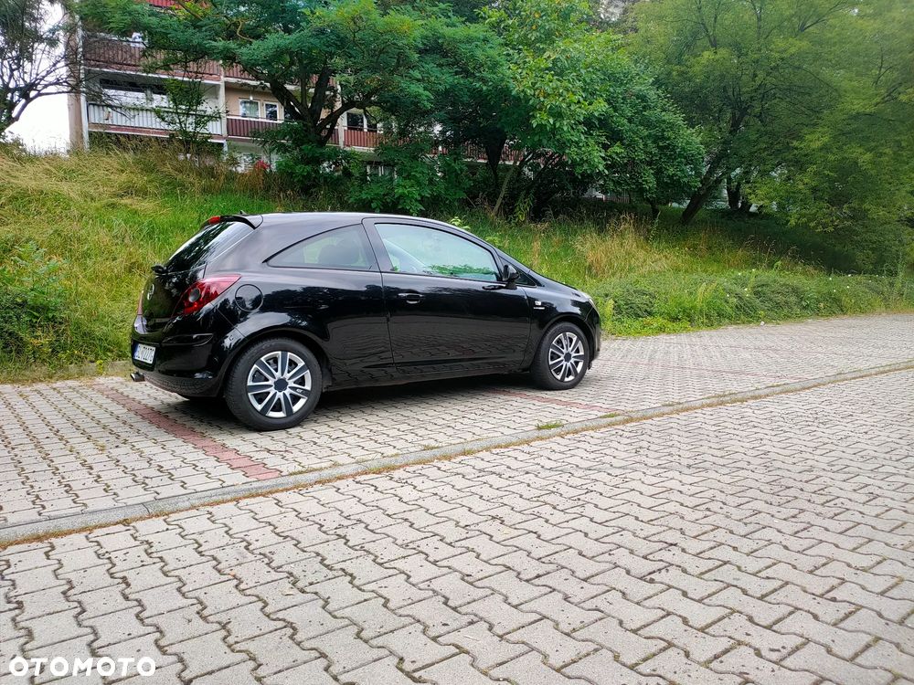 Opel Corsa - 8