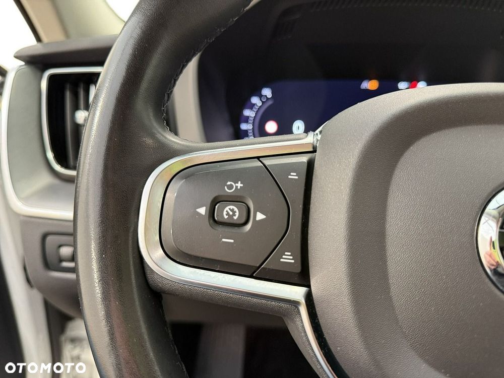 Volvo XC 60 - 24