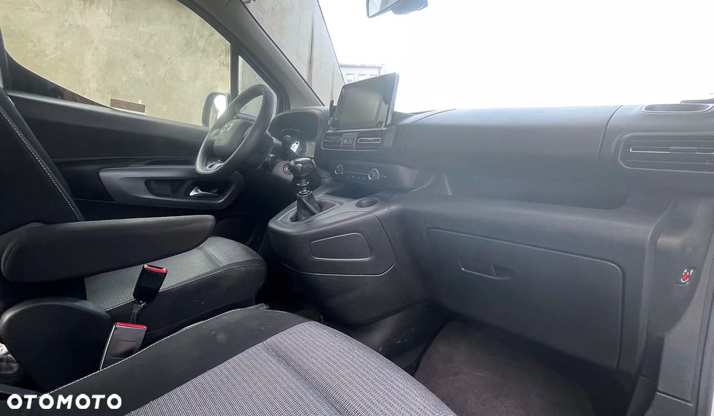 Toyota Proace City Verso 1.5 D-4D Family - 16