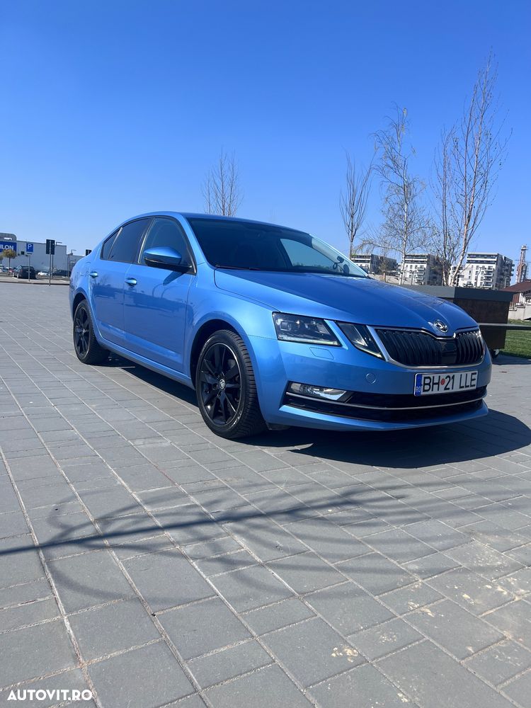 Skoda Octavia 2.0 TDI DSG Style - 6