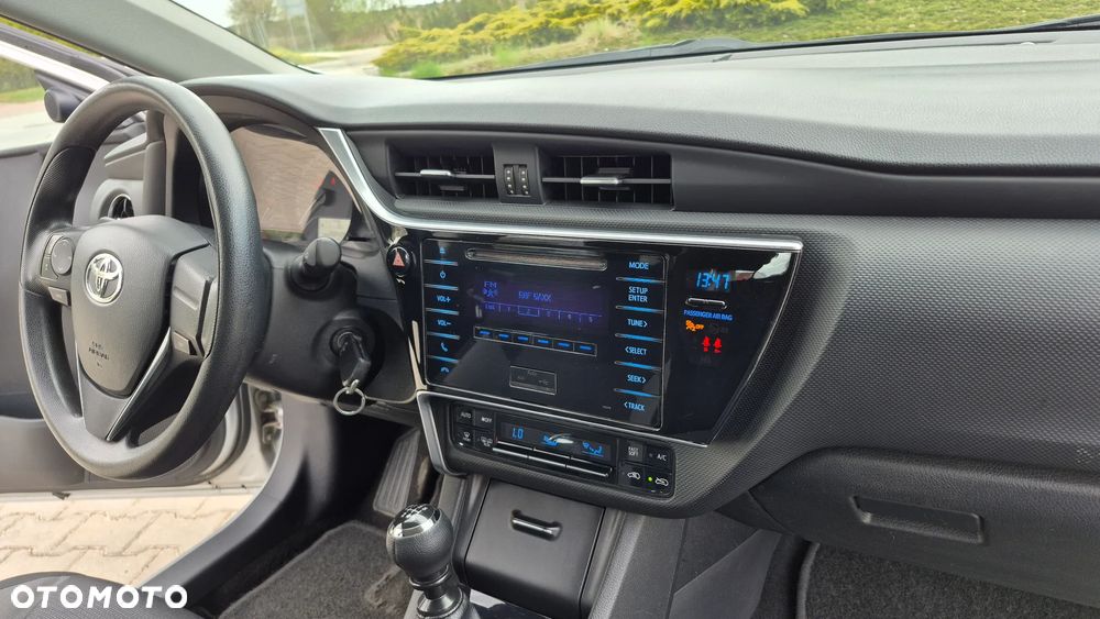 Toyota Auris - 9