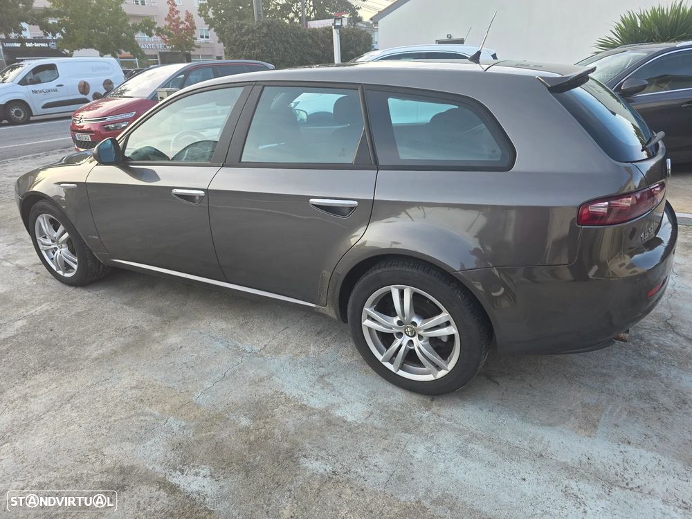 Alfa Romeo 159 Sportwagon - 7